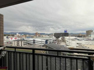 松山市朝生田町１丁目の中古マンションの画像