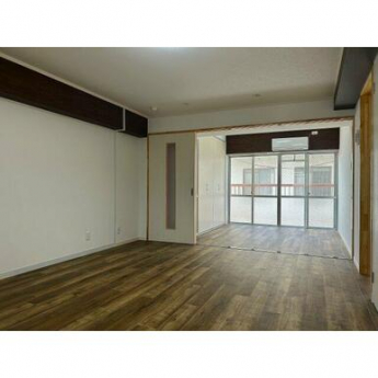 【居間・リビング】