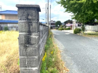 【前面道路含む現地写真】