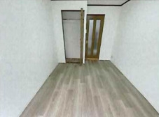落ち着いた色調の洋室です
