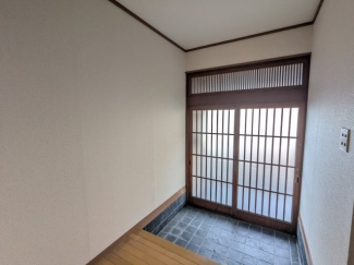 【玄関】