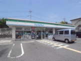 ファミリーマート玉津インター北店