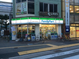 ファミリーマート（鳴尾・武庫川女子大前駅前）
