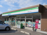 ファミリーマート春日インター店