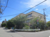 鳴尾小学校