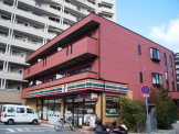 セブンイレブン 宝塚湯本町店