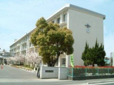 松山市立久枝小学校