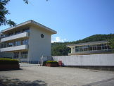 神部小学校