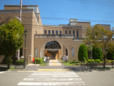 宝塚市立西図書館