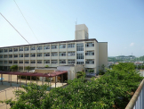 神戸市立中学校 桃山台中学校