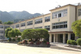 長等小学校