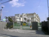宝塚市立安倉中学校