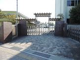 草津市立老上西小学校