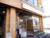 ワールド本店